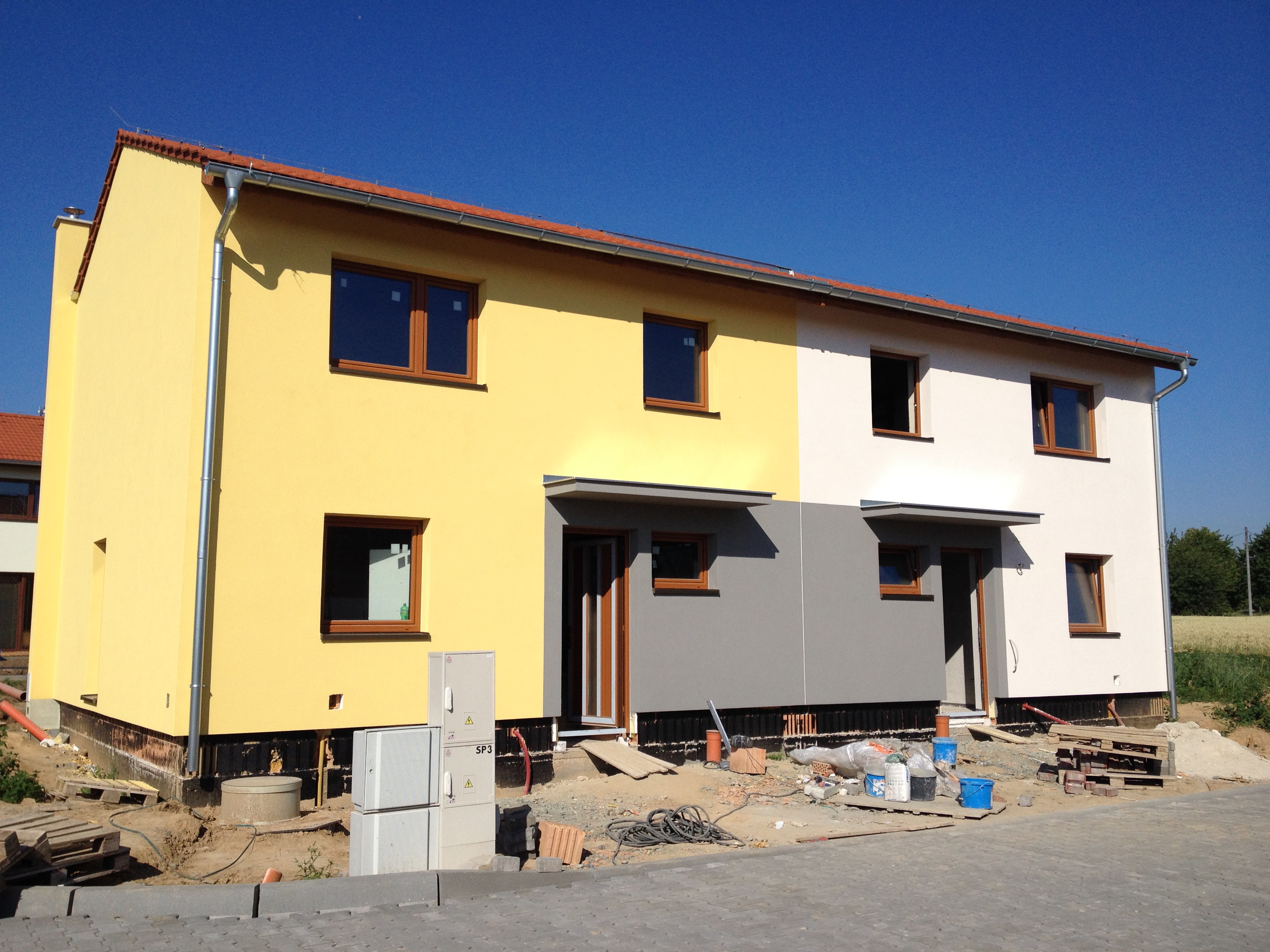 RD Ostopovice, Platea-real